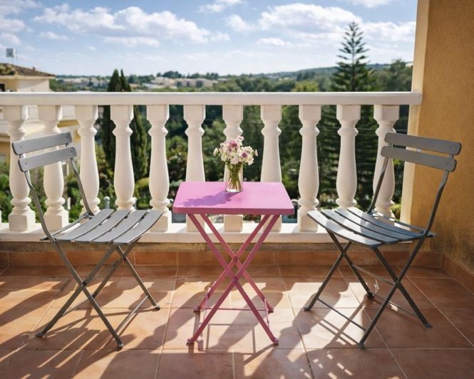 Image No.11-2 Bed Townhouse for sale