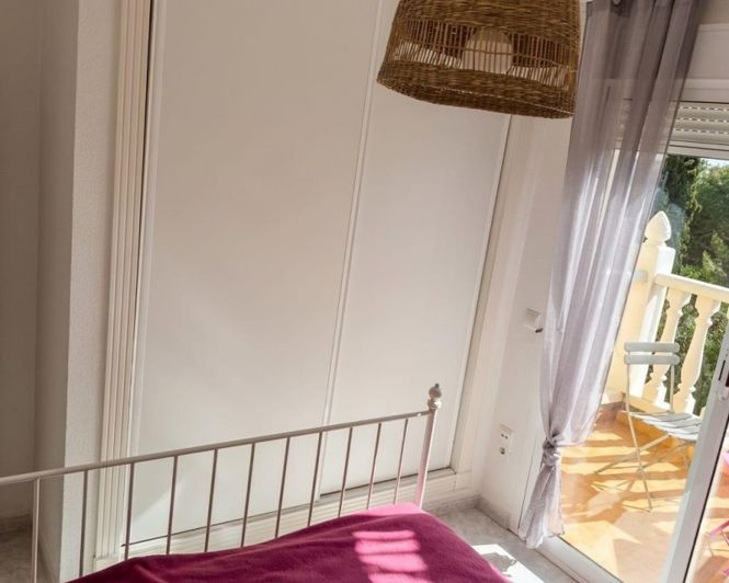 Image No.16-2 Bed Townhouse for sale