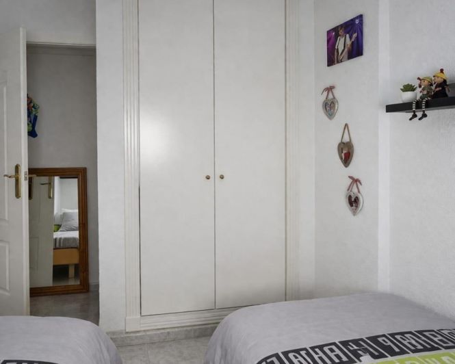 Image No.17-2 Bed Townhouse for sale