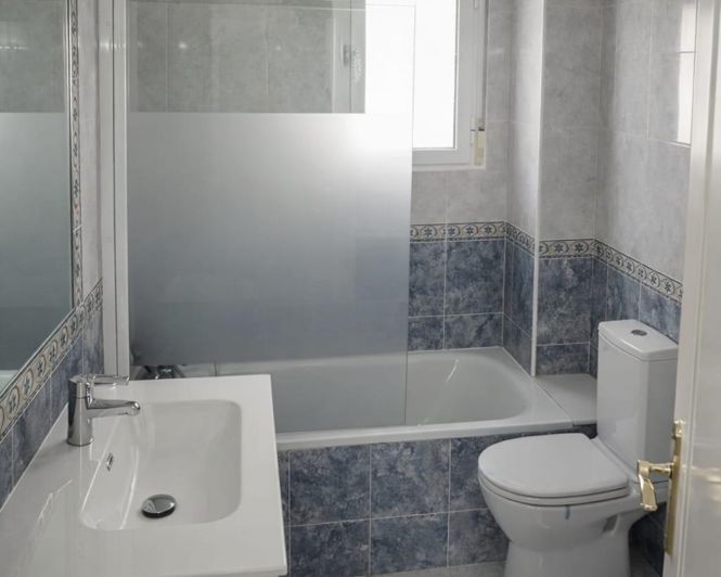 Image No.7-2 Bed Townhouse for sale