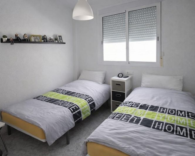 Image No.8-2 Bed Townhouse for sale