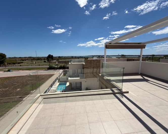 Image No.27-3 Bed Villa for sale