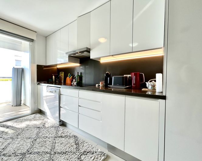 Image No.12-2 Bed Apartment for sale