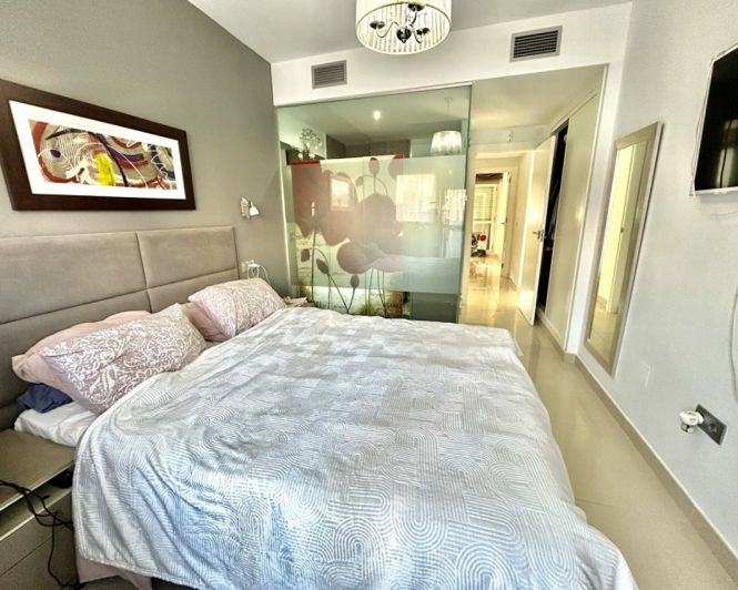 Image No.23-2 Bed Apartment for sale