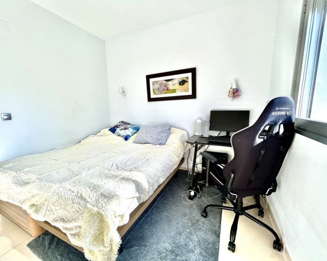 Image No.28-2 Bed Apartment for sale