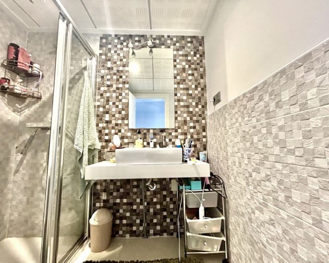 Image No.29-2 Bed Apartment for sale