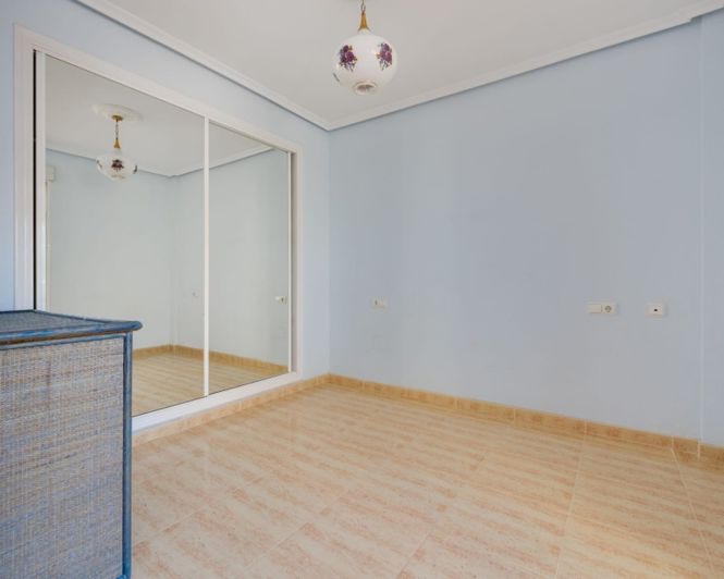 Image No.9-3 Bed Townhouse for sale