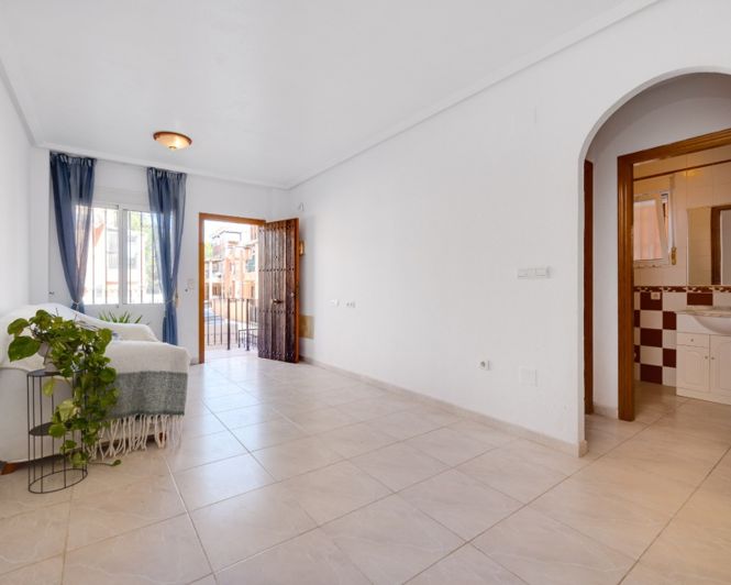 Image No.20-2 Bed Apartment for sale