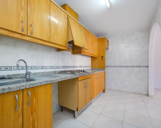 Image No.23-2 Bed Apartment for sale