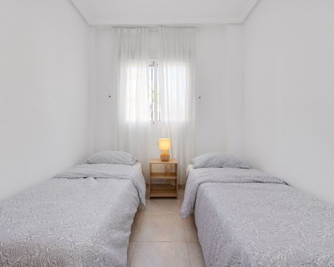 Image No.27-2 Bed Apartment for sale