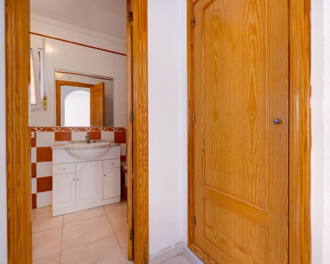 Image No.30-2 Bed Apartment for sale