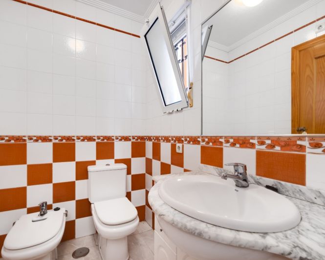 Image No.33-2 Bed Apartment for sale