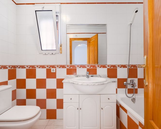 Image No.8-2 Bed Apartment for sale