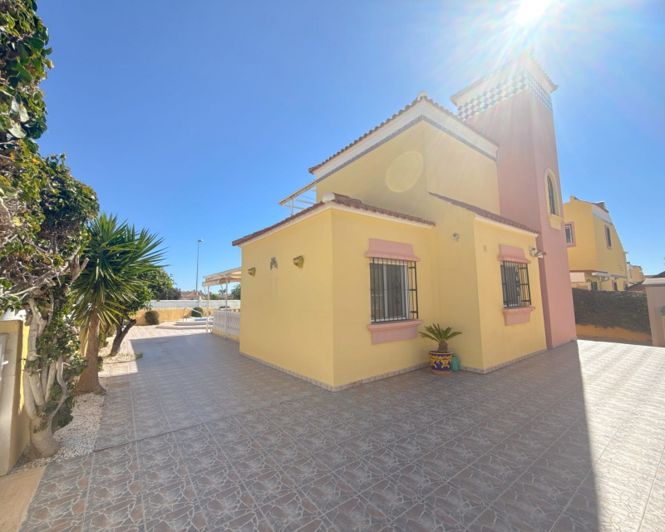 Image No.32-Villa de 3 chambres à vendre à Cabo Roig