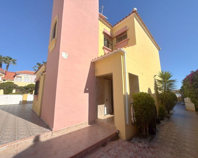 Image No.38-Villa de 3 chambres à vendre à Cabo Roig
