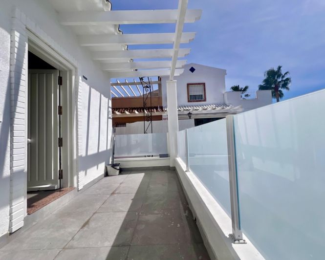 Image No.4-5 Bed Villa for sale