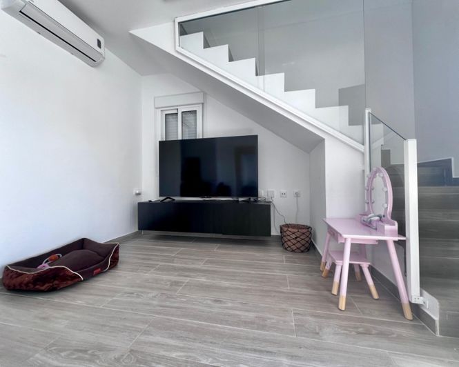 Image No.7-5 Bed Villa for sale