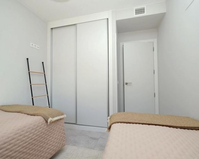 Image No.15-2 Bed Apartment for sale