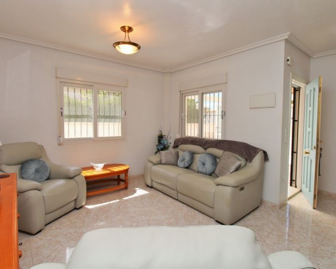 Image No.10-3 Bed Villa for sale