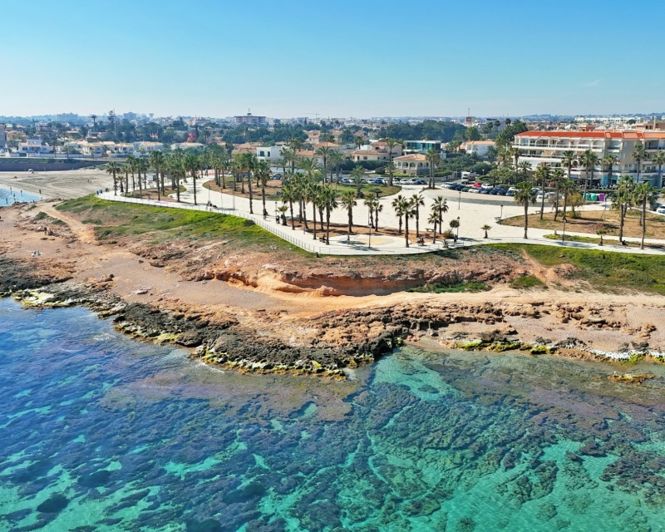 Image No.30-3 Bed Villa for sale