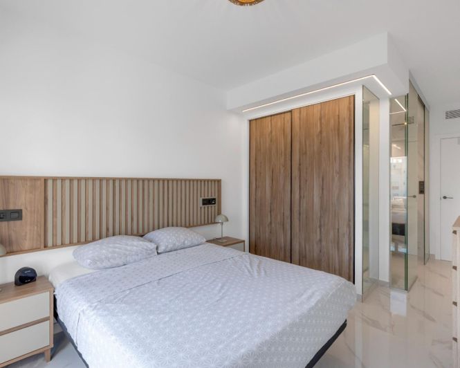 Image No.11-2 Bed Apartment for sale