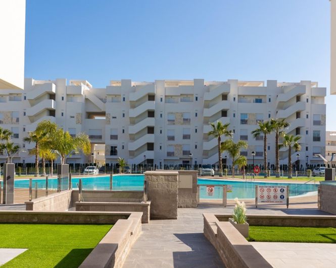 Image No.22-2 Bed Apartment for sale