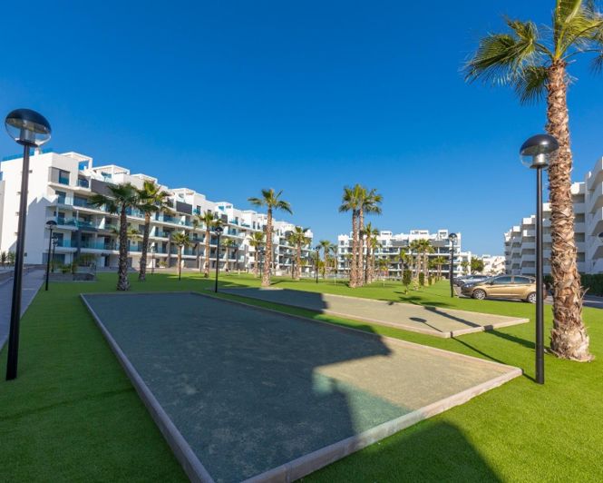Image No.48-2 Bed Apartment for sale
