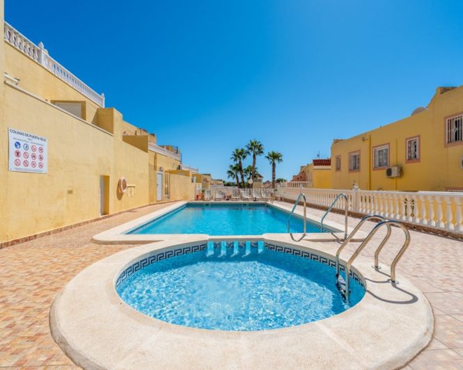 Image No.3-2 Bed Townhouse for sale