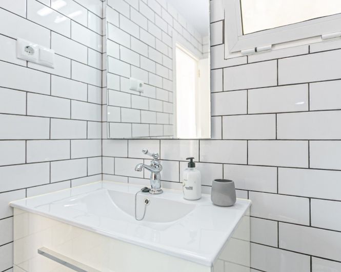 Image No.49-2 Bed Townhouse for sale