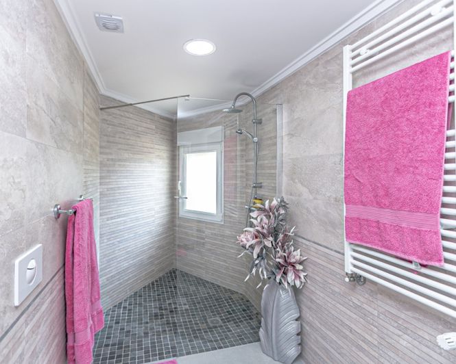 Image No.31-6 Bed Villa for sale