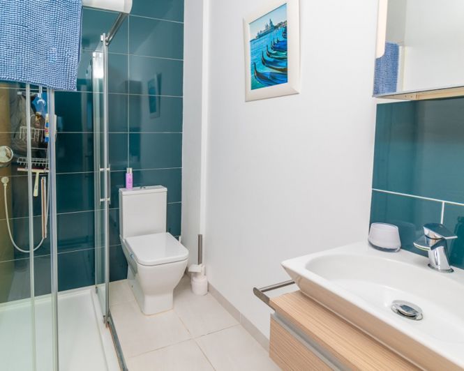 Image No.24-2 Bed Apartment for sale