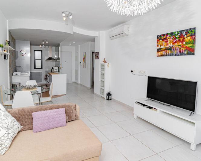 Image No.8-2 Bed Apartment for sale