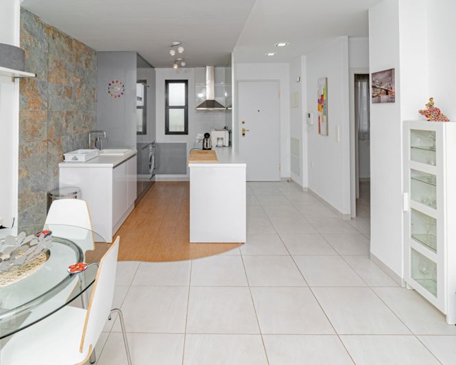 Image No.9-2 Bed Apartment for sale