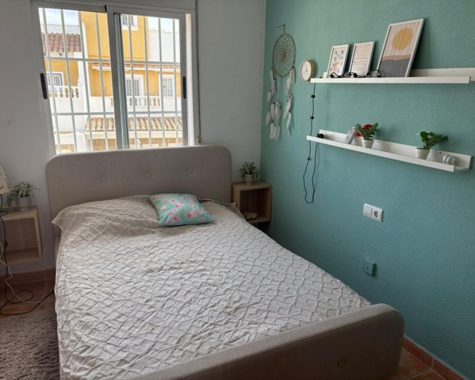 Image No.19-3 Bed Townhouse for sale