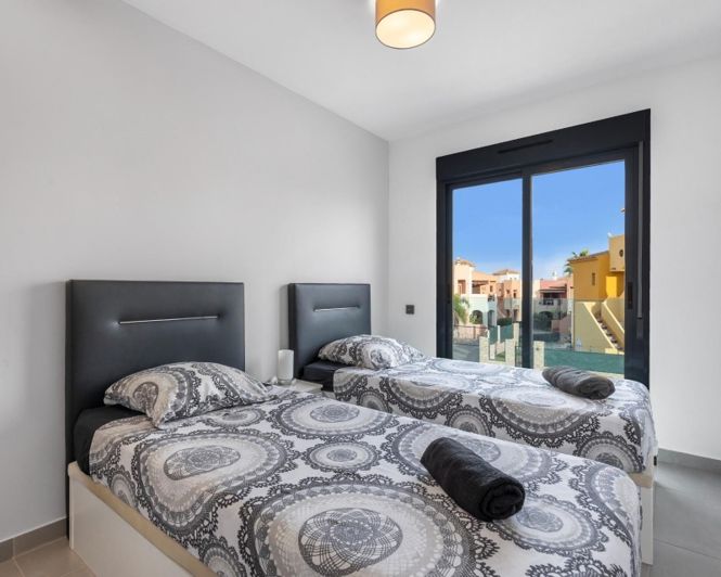 Image No.18-2 Bed Apartment for sale