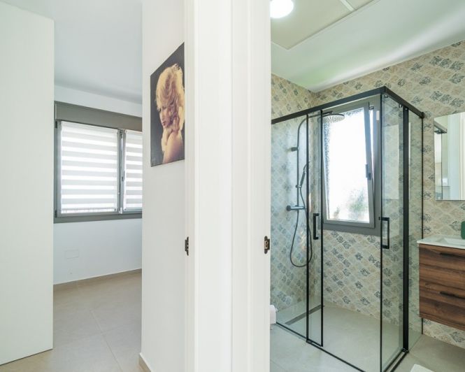 Image No.18-3 Bed Villa for sale