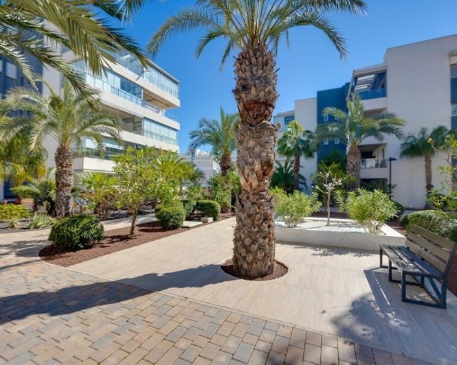 Image No.26-3 Bed Apartment for sale