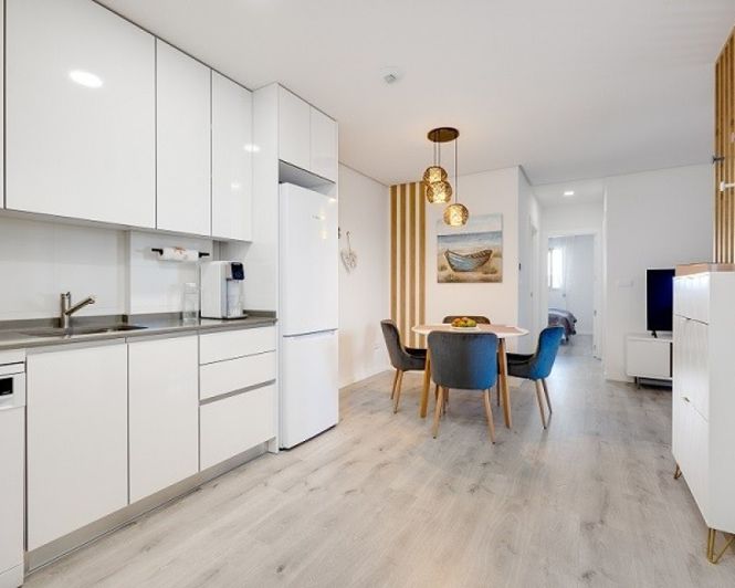 Image No.9-3 Bed Apartment for sale