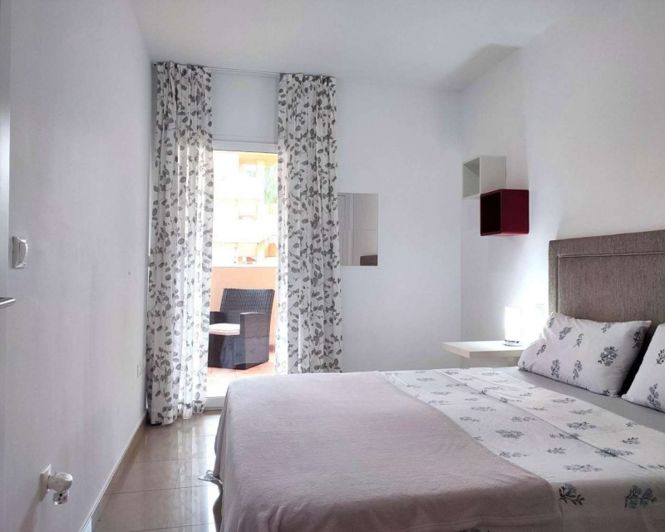 Image No.16-2 Bed Apartment for sale