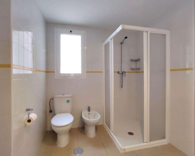 Image No.24-2 Bed Apartment for sale