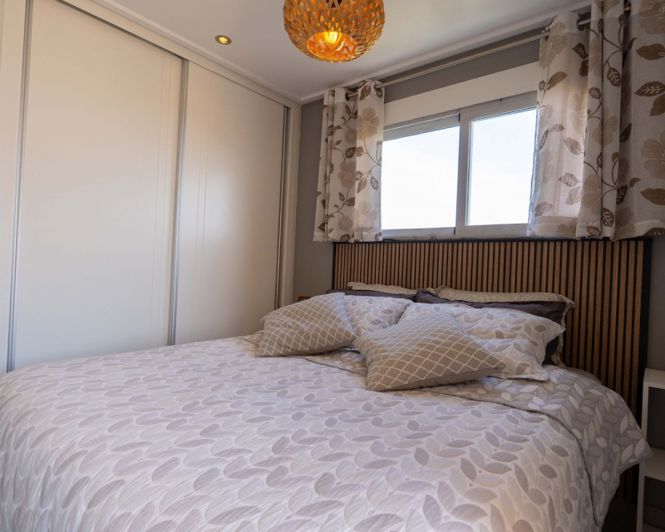 Image No.20-3 Bed Apartment for sale