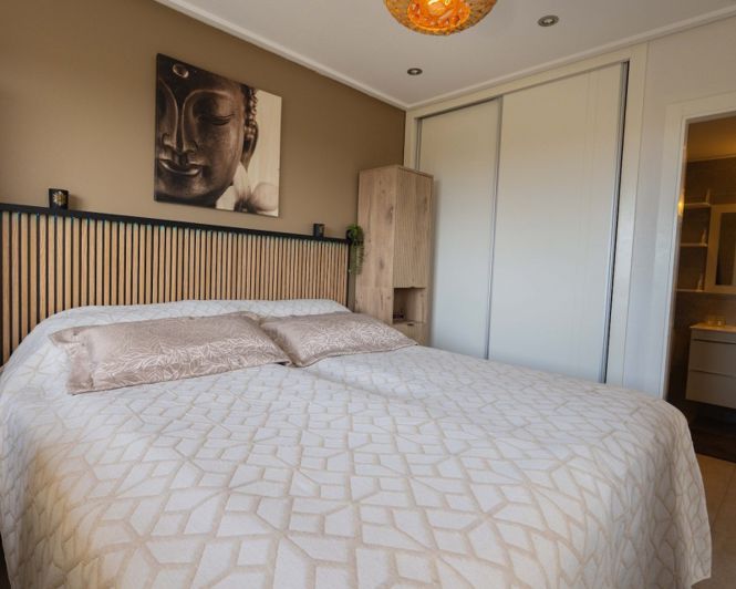 Image No.28-3 Bed Apartment for sale