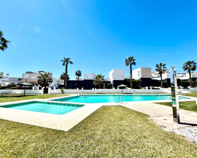 Image No.21-2 Bed Apartment for sale