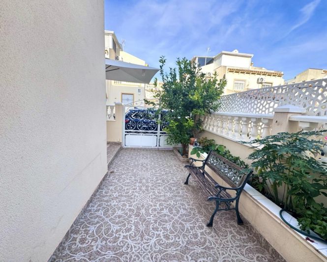 Image No.17-3 Bed Villa for sale