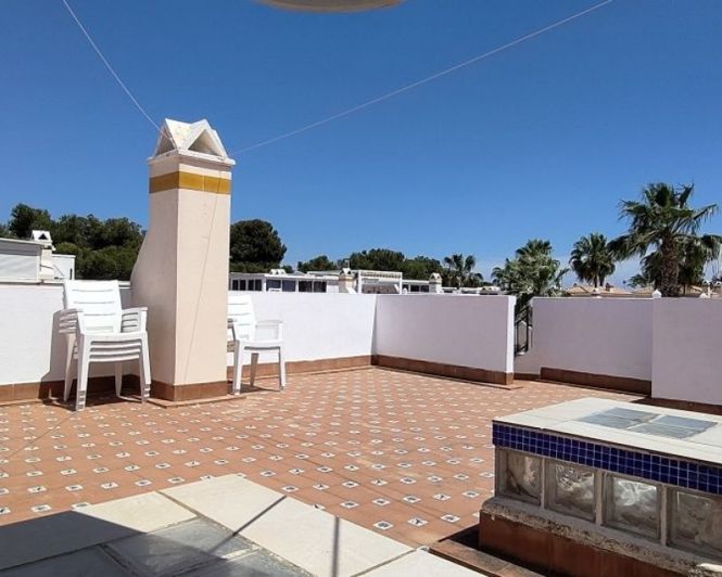 Image No.20-2 Bed Bungalow for sale