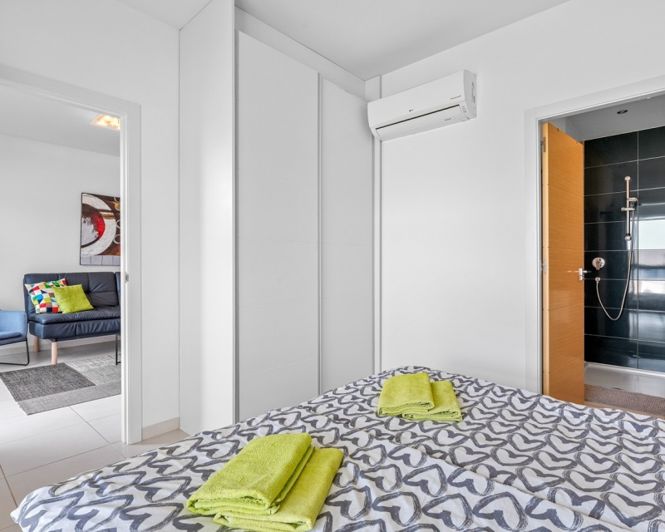 Image No.16-2 Bed Apartment for sale