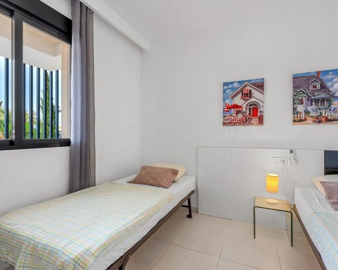Image No.18-2 Bed Apartment for sale