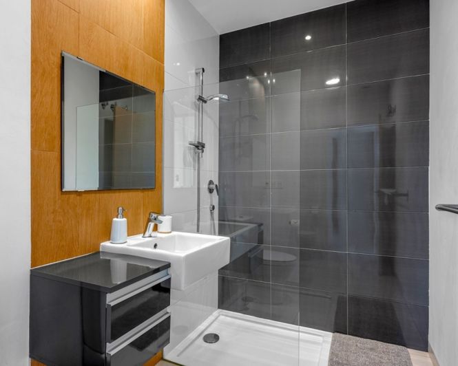 Image No.20-2 Bed Apartment for sale