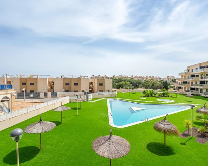 Image No.28-2 Bed Apartment for sale
