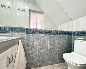1453684lg